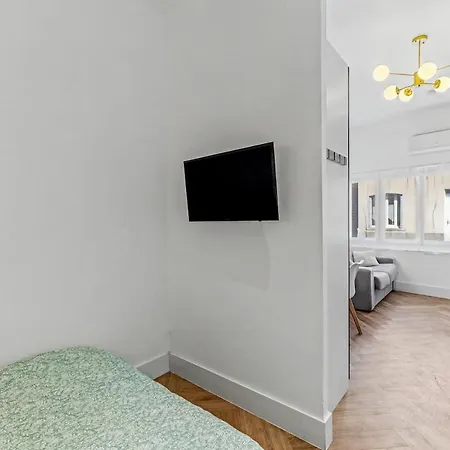 Sublime Brand-new With Air Conditioning Apartmán *