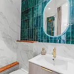 Sublime Brand-new With Air Conditioning